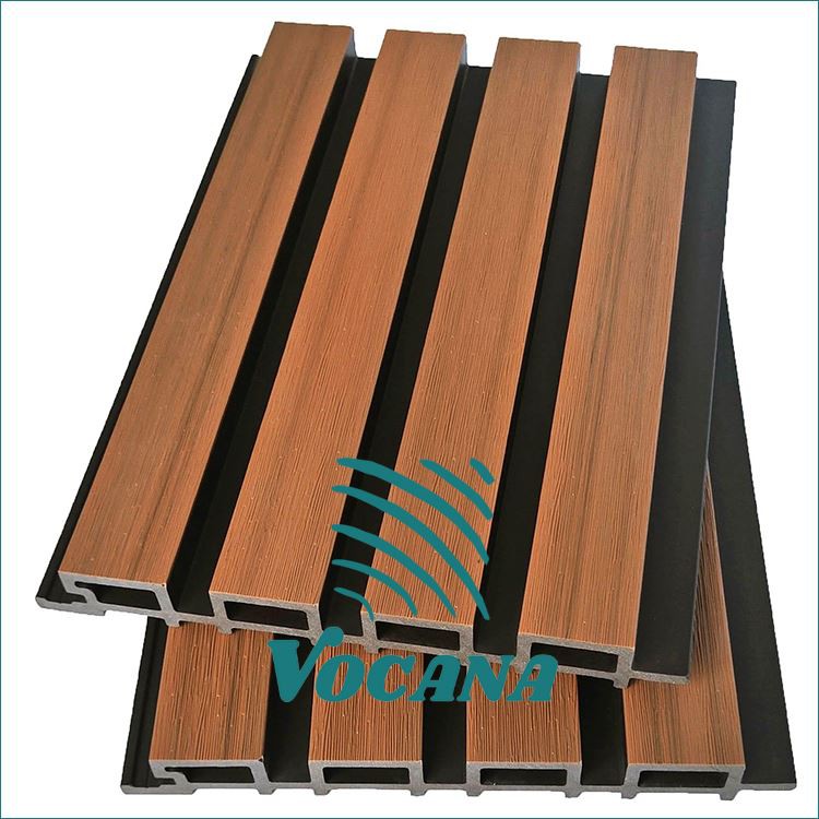 Ionad Spóirt Éasca Glanadh Caith - cumhdach WPC frithsheasmhach in aghaidh