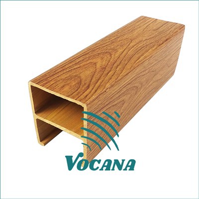 Monaróir uasteorainn bréagach WPC faoi dhíon